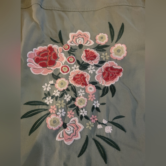 hummingbird Women's Military Button Down Shirt Floral Embroidered Size S - Picture 6 of 6